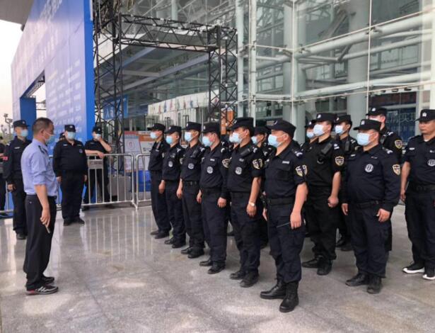 長沙市保安協(xié)會成功舉辦第二期“大?！惫歉膳嘤?xùn)班